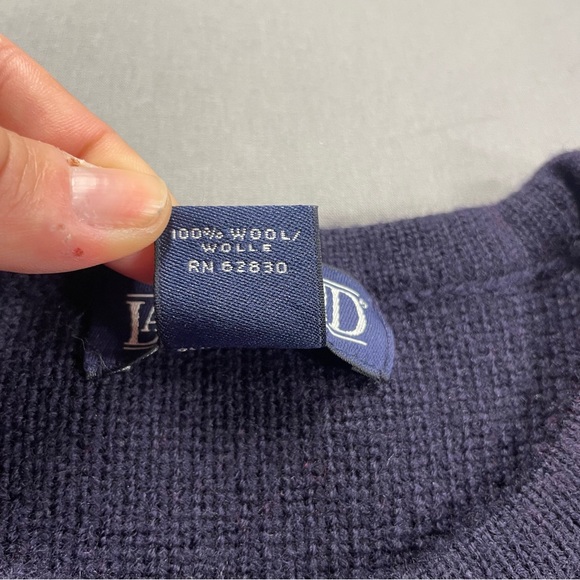 VINTAGE Lands' End 100% Wool Colorblock Crewneck Sweater - Large - Picture 4 of 12